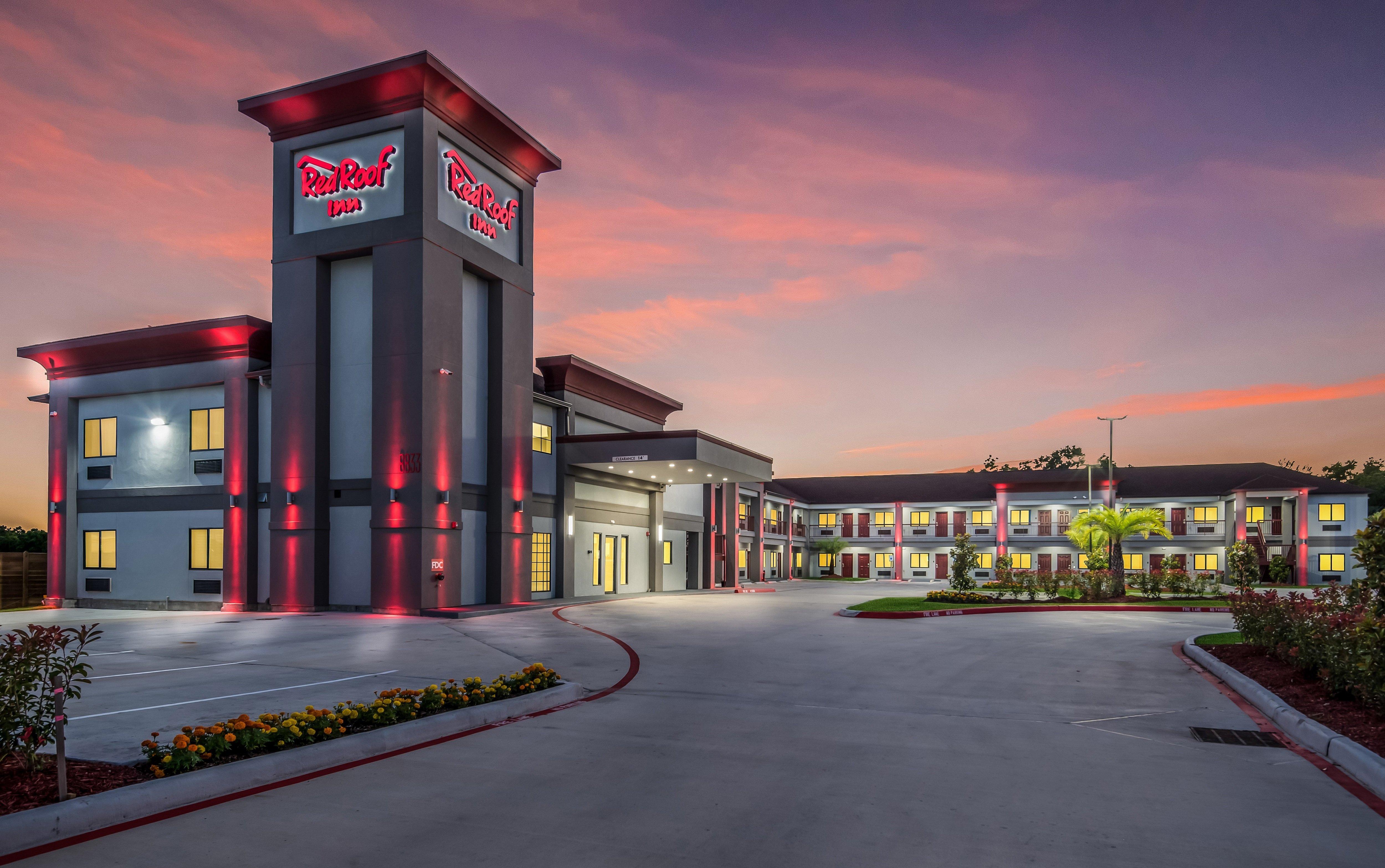 Red Roof Inn Baytown Exterior photo